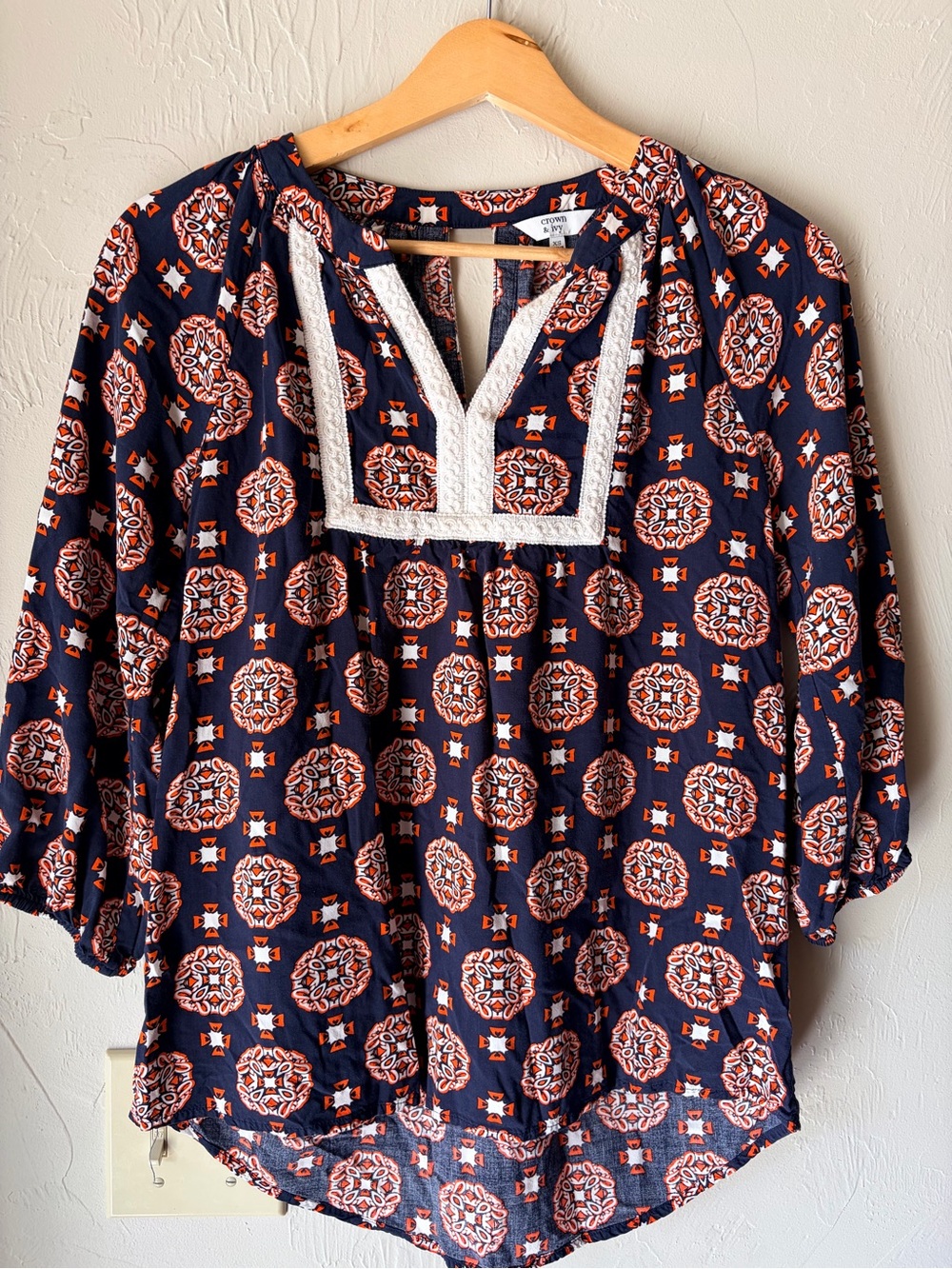 Crown & Ivy Boho Medallion Tunic Blouse Navy Rust Paisley Folkcore Peasant XS